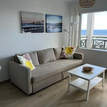 Old Town With Sea Views Portonovo 公寓 卡门港