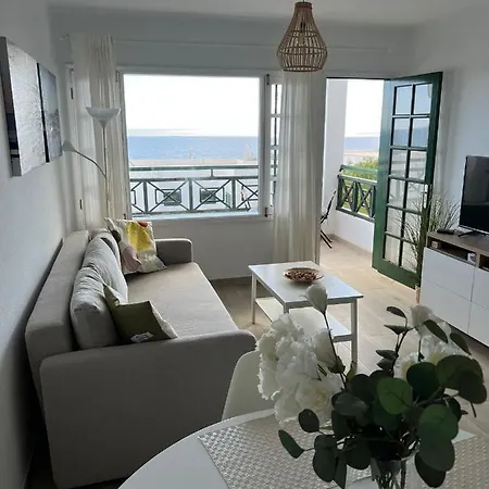 Old Town With Sea Views Portonovo Apartment