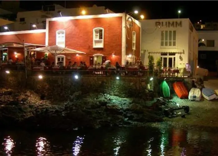 Old Town With Sea Views Portonovo פוארטו דל כרמן