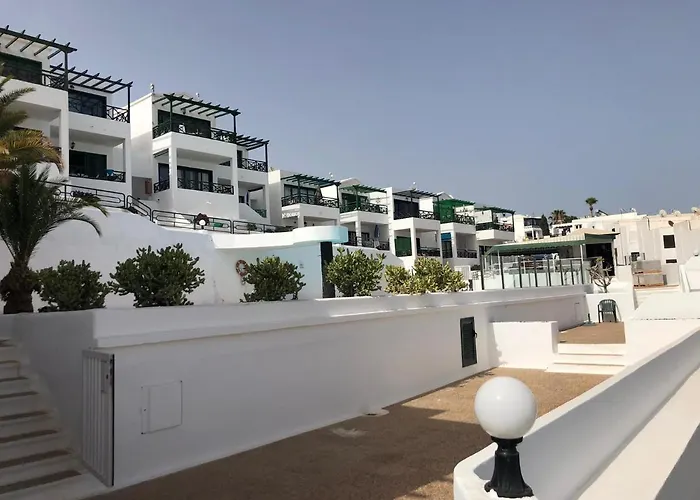 Old Town With Sea Views Portonovo Puerto del Carmen (Lanzarote)