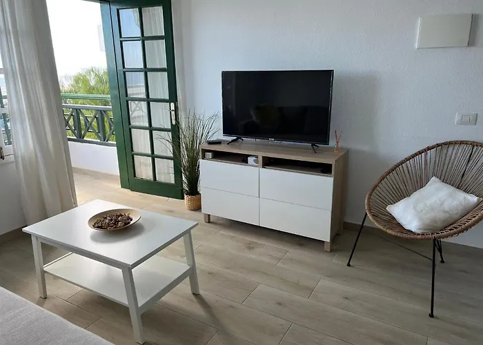 Old Town With Sea Views Portonovo * פוארטו דל כרמן